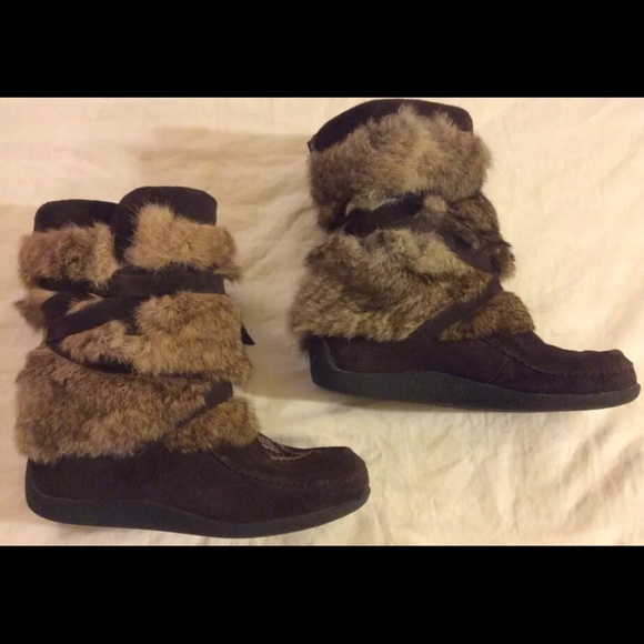 Sold! Muks London Rabbits Fur Mid Calf Suede Boots - Picture 3 of 4