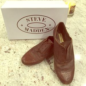 Brown vintage Steve Madden oxfords