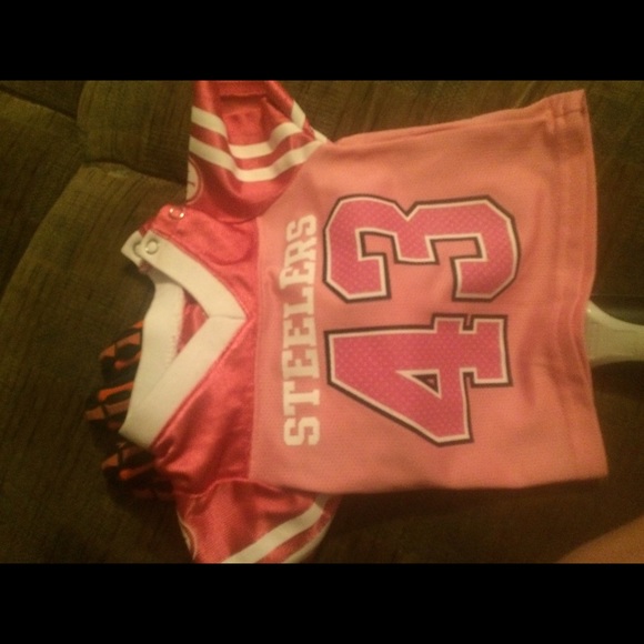 Brand new 0-3 months jersey