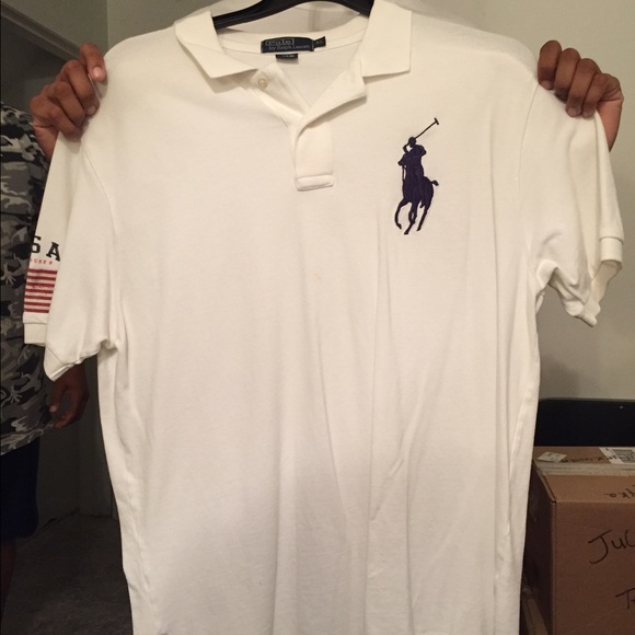 Men's polo