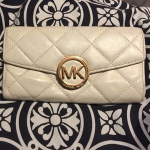 Michael Kors wallet