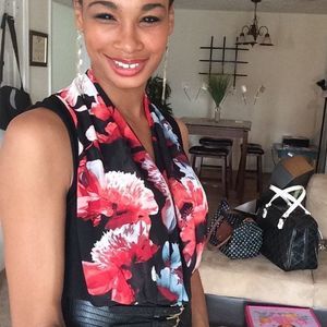 Meet your Posher, Demi