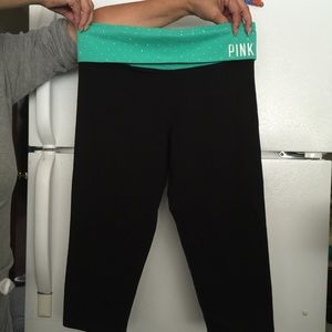 VS PINK Capri Yoga Pants