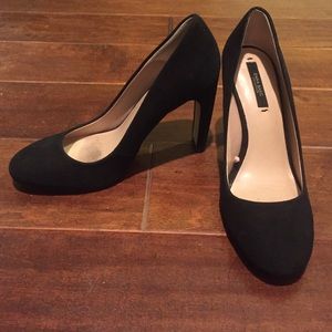 Zara Classic Black Pumps