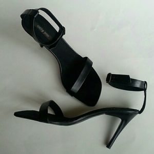 FINAL PRICE! CATHY JEAN Ankle strap sandal - Black