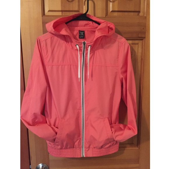 Zine windbreaker from zumiez