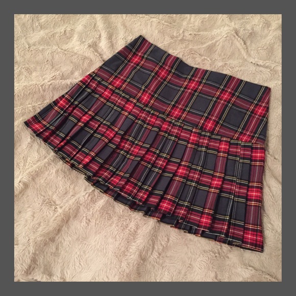 Red Plaid Schoolgirl Pleated Skirt ❣