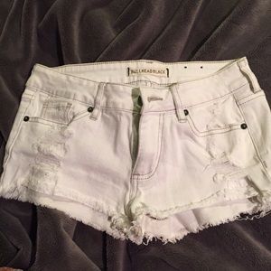PacSun Bullhead white shorts
