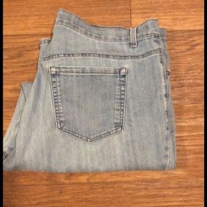 🆕Gloria Vanderbilt Jeans. Size 18W🆕