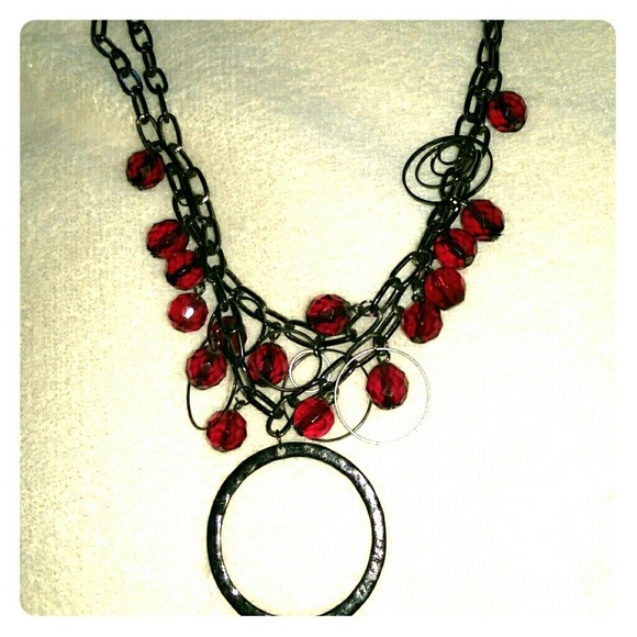 Gray chain necklace w/ red droplets