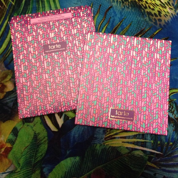 Tarte romantic eye essential