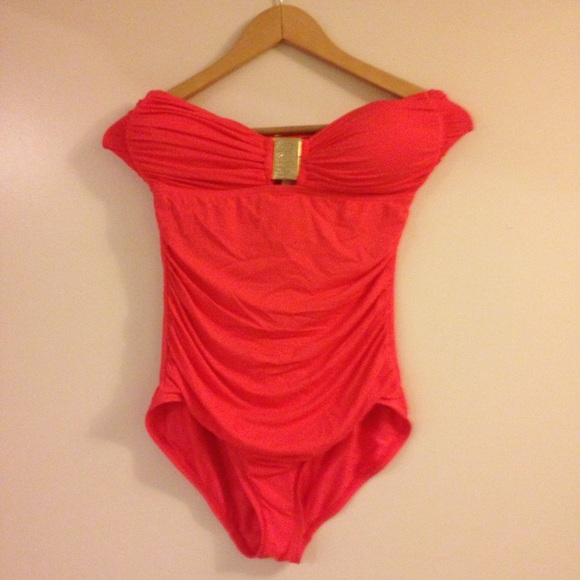 Reserved Carmen Marc Valvo 1 pc embellished maillot💋 - Picture 3 of 5