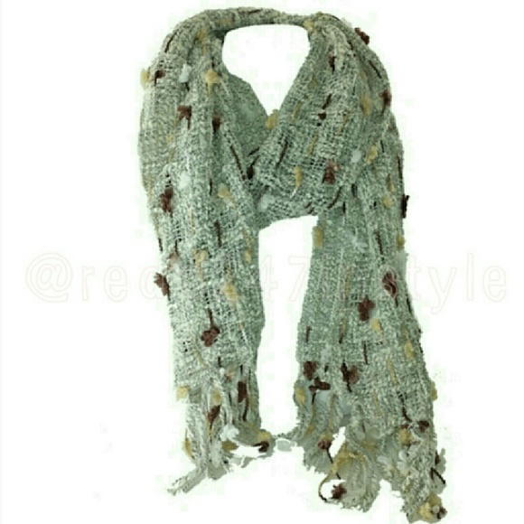 📗GWaC Thai Cozy Scarf - White w/ Brown Accents