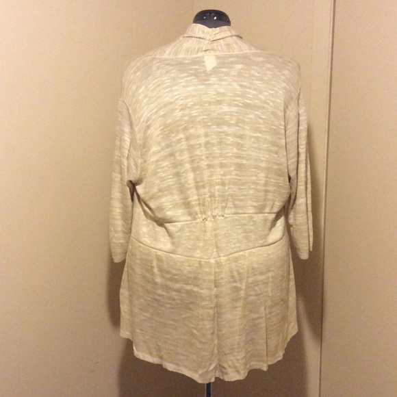 Tan & White space-dyed open cardigan - Plus Size - Picture 3 of 3