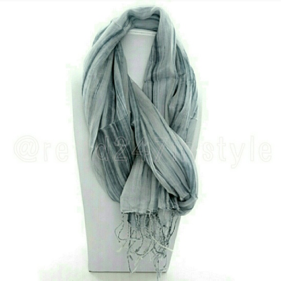 📗GWaC Vietnamese Elegant Silk Scarf-Black/White - Picture 1 of 1
