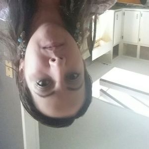 Meet your Posher, Janet