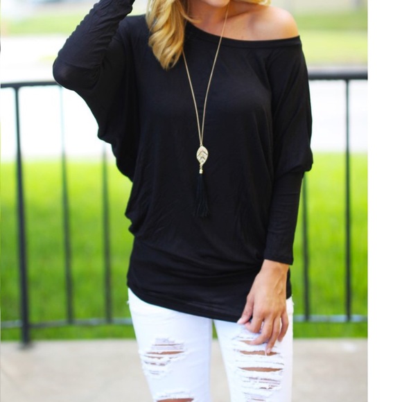 ✨LAST ONE✨Best selling long sleeves black top - Picture 2 of 6