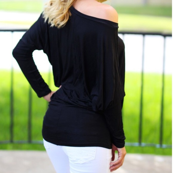 ✨LAST ONE✨Best selling long sleeves black top - Picture 3 of 6