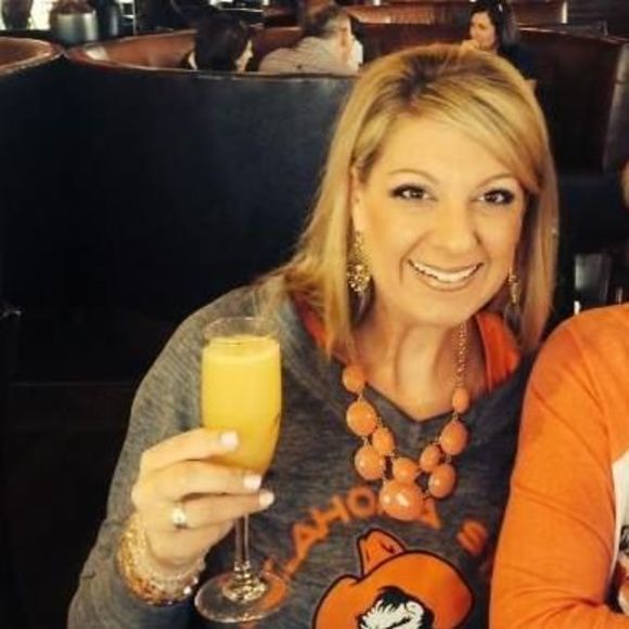 Meet your Posher, Jenn