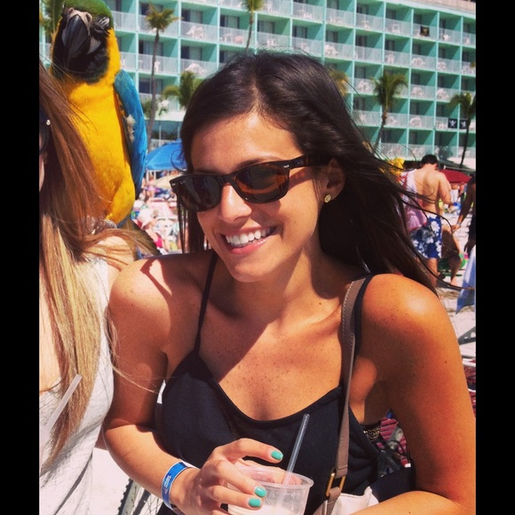 Meet your Posher, Christi - Picture 4 of 4