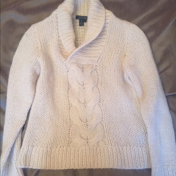 Ralph Lauren sweater 55% Lambswool 45% mohair