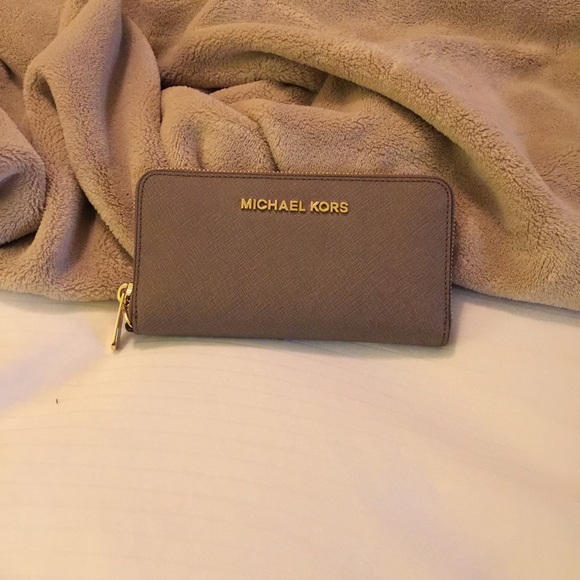 Extra Pictures *Not for sale* - Picture 1 of 2