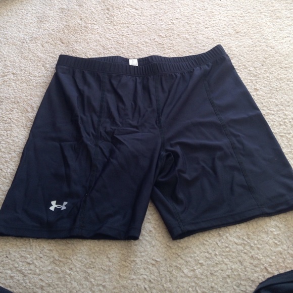 Under Armour running shorts (black)