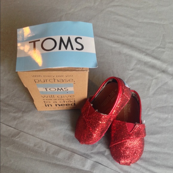 Toddler TOMS - Picture 1 of 4