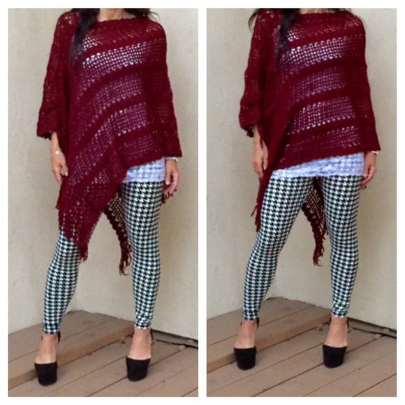 From Paris burgundy poncho SOLD OUT - Picture 2 of 3