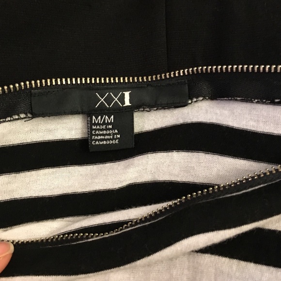 Black & White dress * NWT* - Picture 3 of 3