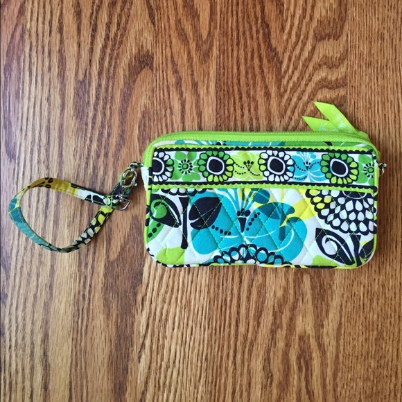 Vera Bradley Wristlet in Limes Up