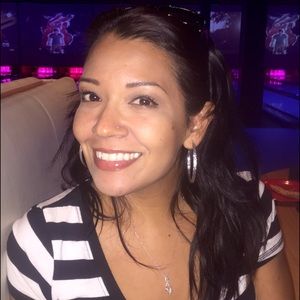 Meet your Posher, Selina