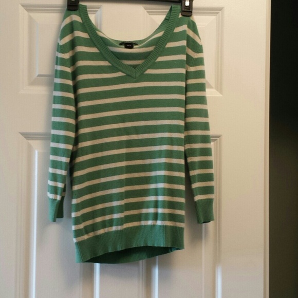 H&M Green striped sweater