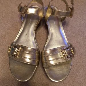 Gold platform shoes BCBG REDUCED AGAIN