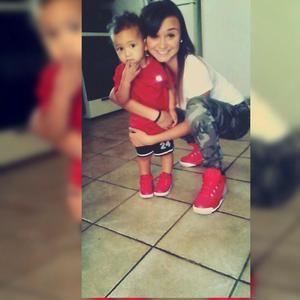 Meet your Posher, Halie