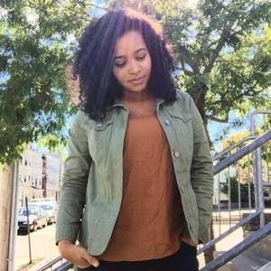 Meet your Posher, Connie