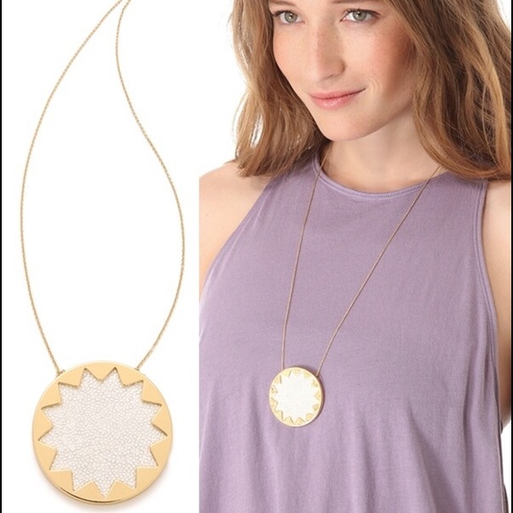 House of Harlow 1960 Jewelry - House of Harlow white sunburst necklace