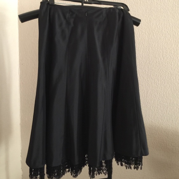 CARMEN MARC VALVO  BLACK SKIRT - Picture 2 of 3