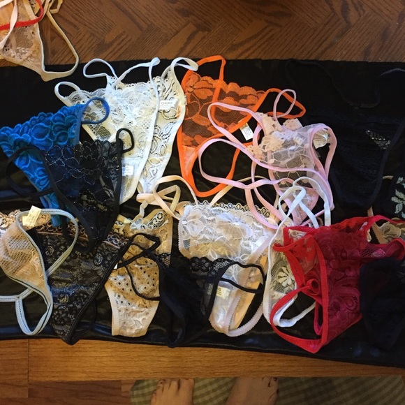 30+ Pairs Fashion Underwear Thongs Medium