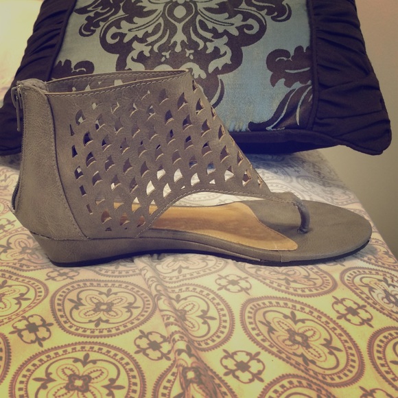SOLD- Grey Sandals - Picture 1 of 3