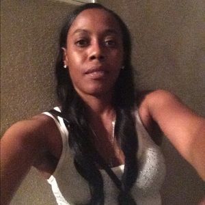 Meet your Posher, Ushia