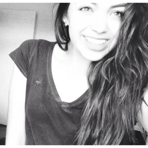 Meet your Posher, Mikayla