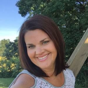 Meet your Posher, Leona