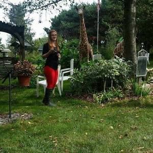 Meet your Posher, Sierra