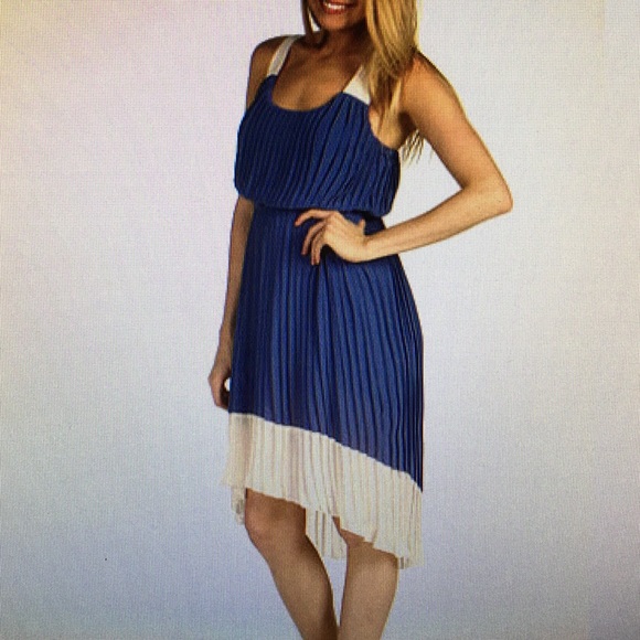 Jessica Simpson dress