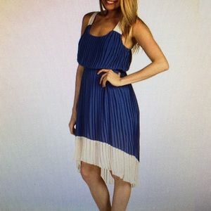 Jessica Simpson dress