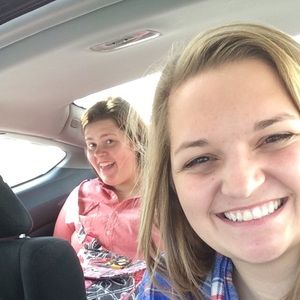 Meet your Posher, Maddie