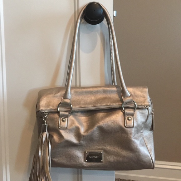 Nine West Handbags - Gold Nine west Purse