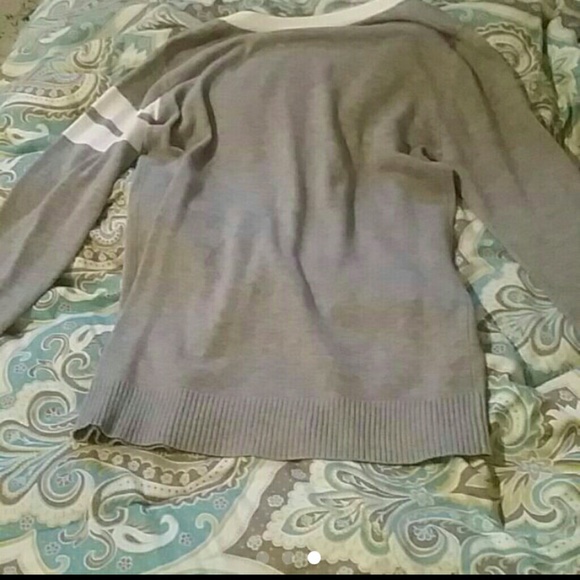 White and Gray Cardigan - Picture 3 of 3