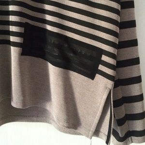 Zara Tops - Zara v-neck striped top Zara Tops - Zara v-neck striped top